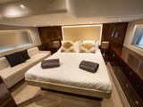 Fairline Targa 48 Open Master Cabin